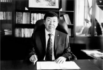不拘一格抓管理