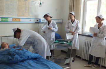 二十二团护理人员人人学技能个个当能手