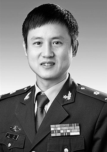 肝胆外科专家汪涛采用胆道镜清创加引流法——给患者打通“生命通道”
