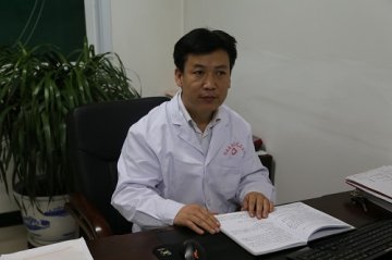 寻找身边的好医生系列报道之三十四：群众利益无小事 服务至上是大事