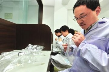成都环卫中心设“闻臭师” 专闻臭气辨别污染源