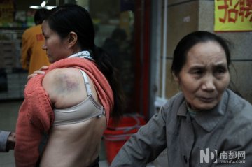 孕妇超市偷奶粉自称遭殴打致流产