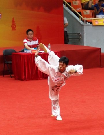 我校师生代表江苏队参加全国第五届健身气功交流比赛大会获佳绩