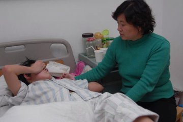 断足少女被拒登机遭截肢续：将起诉航空公司