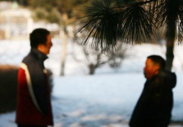 同性恋者倾诉内心苦闷 追逐快乐后想念妻儿