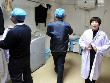 记者实拍职业入殓师
