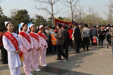 太原市开展“世界防治结核病日”义诊宣传活动