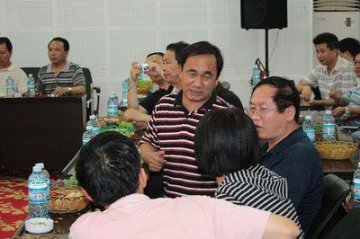 昆明市食品药品监督管理局隆重举行纪念建党89周年活动