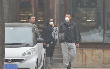 何洁孕相明显