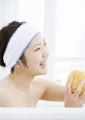 花洒藏菌致肠道发炎
