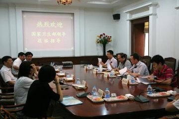 卫生部“三好一满意”督导检查组检查指导鼓楼医院