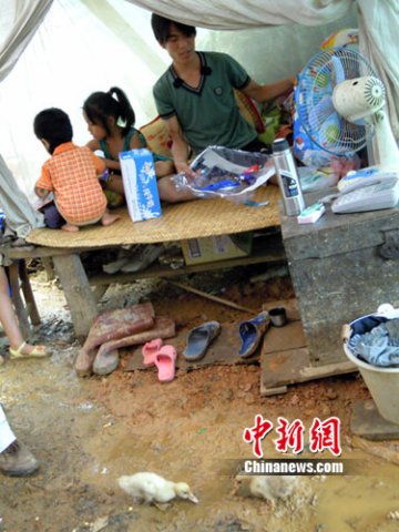 两岁男童浑身长有长毛 剪掉后会立即发烧