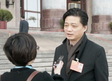 政协委员崔永元：最关注失独家庭