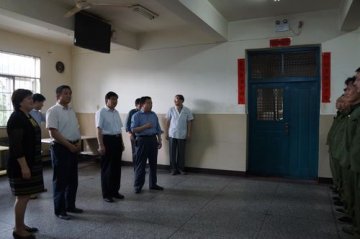 省民政厅党组书记孙琳到省荣复军人第二医院视察工作
