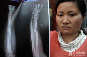 孕妇超市偷奶粉自称遭殴打致流产