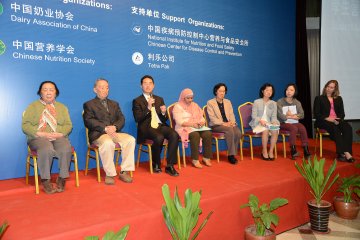 “学生营养改善与学校供餐研讨会”在北京召开