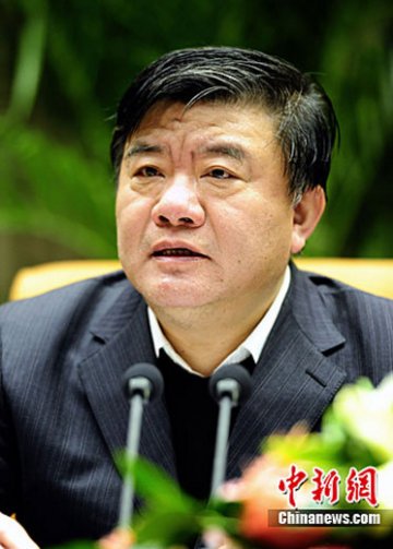 陈竺称中国面临多重健康问题挑战 须做战略性安排