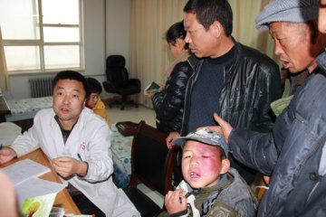 兰州中医脑病康复医院专家来我县进行摸底