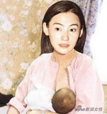 十大女星育儿哺乳照
