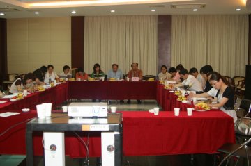 人文社会科学部成功召开教学改革研讨会