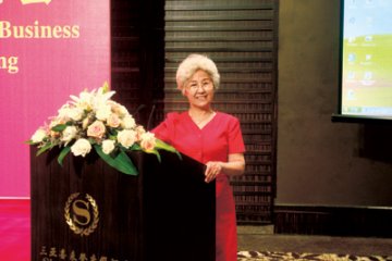 孙树侠漂亮老太太的个性养生经