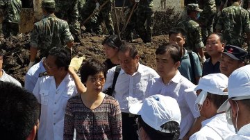 贺旻副省长赶赴灾区现场指挥卫生防疫和医疗救治工作