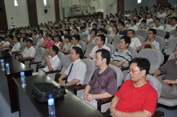 享受科研工作 惟愿桃李芬芳--陈小明院士与附属一院研究生师生分享科研经历与感受