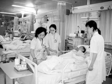 抗震救灾临床药师不可缺