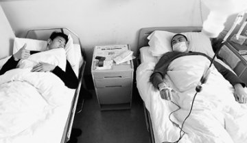 26岁打工青年：哪怕去乞讨也要治好哥哥的病