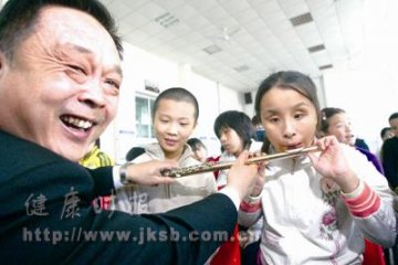 图片报道476-1