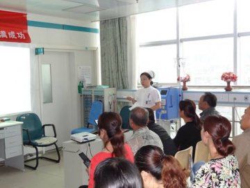 肾友会为肾病患者撑起“健康伞”