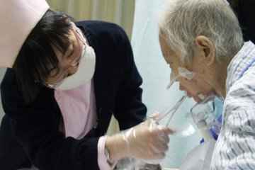 中国康复研究中心北京博爱医院综合内科和内分泌科病区加强护理管理