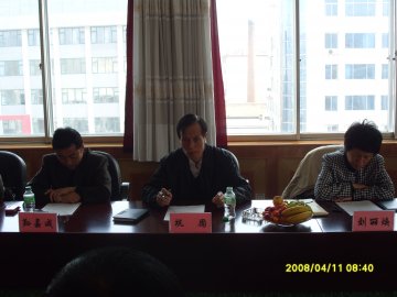 省劳动和社会保障厅副厅长巩固到我市调研城镇居民基本医疗保险工作情况