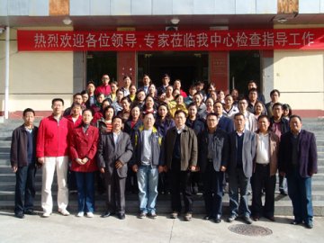 心系灾区恢复重建 情牵阿坝结防工作——记卫生部疾控局结防处和中国疾控中心结控中心支援 灾区培训工作