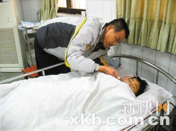 女子毒害砍杀亲生女儿续：出轨怀孕长期遭责骂