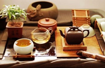 军医解答：浓茶是否真的易伤骨？