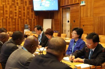 李斌主任双边会见塞拉利昂、美国等多国卫生部部长