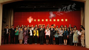 贺定一：安老院舍护理人员不足趋严峻
