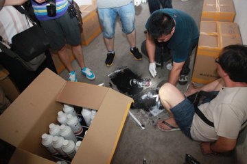 港深联手缴“冰”43千克刑拘5名窃案人员
