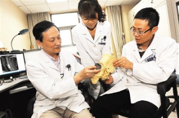 用3D打印“骨骼”进行手术