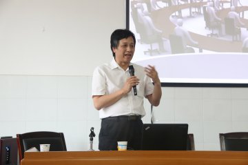 加强管理知识培训，推进医院学科建设