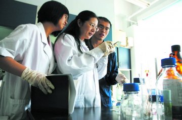 糖肽合成为新药开发提供指导