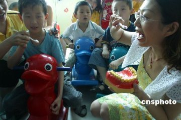 孤独症儿童：活泼却极端自闭 人数多却少人了解