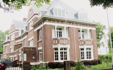 让世界药学大会留下“中国印”--访中国药学会名誉理事长周海钧和副理事长袁天锡