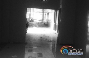 海南一医院新院区边装修边开诊 遭市民质疑作秀