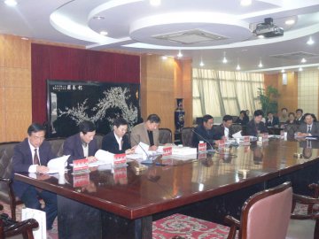 省委教育工委党建预考核专家组来我校检查党建迎考工作
