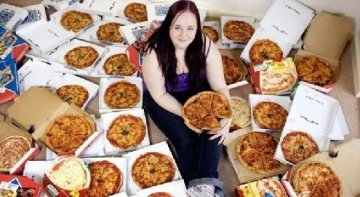 英国19岁少女患病对食物恐惧 8年只吃披萨