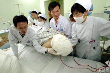 狮面人杨会民在北京顺利完成手术