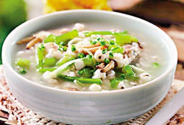 春夏清火养心 降压芹菜食谱