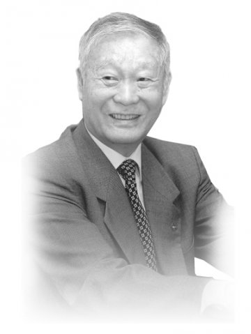臧英年控烟路上不倦怠
